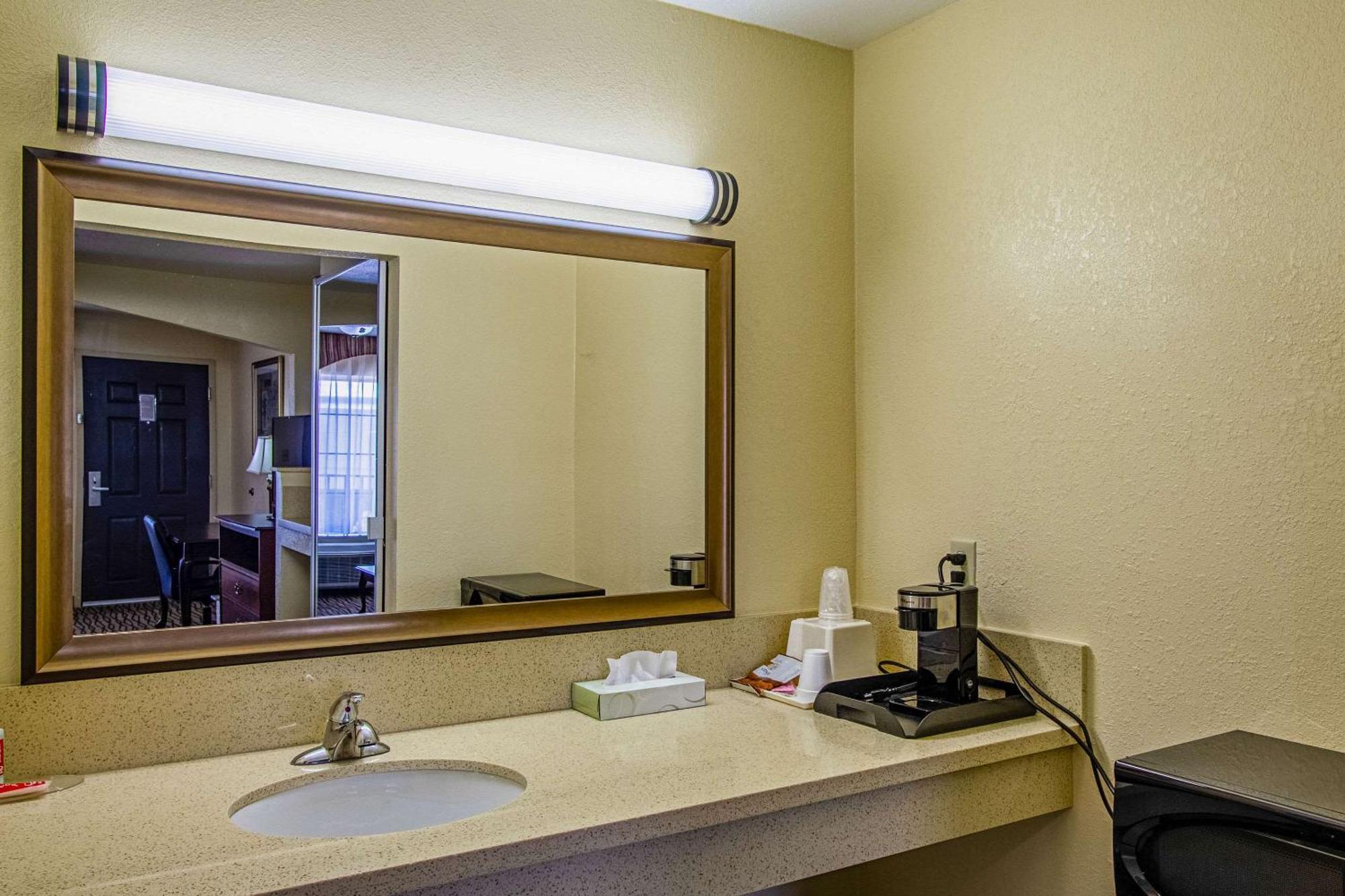 Econo Lodge Inn&Suites Jackson Exterior foto