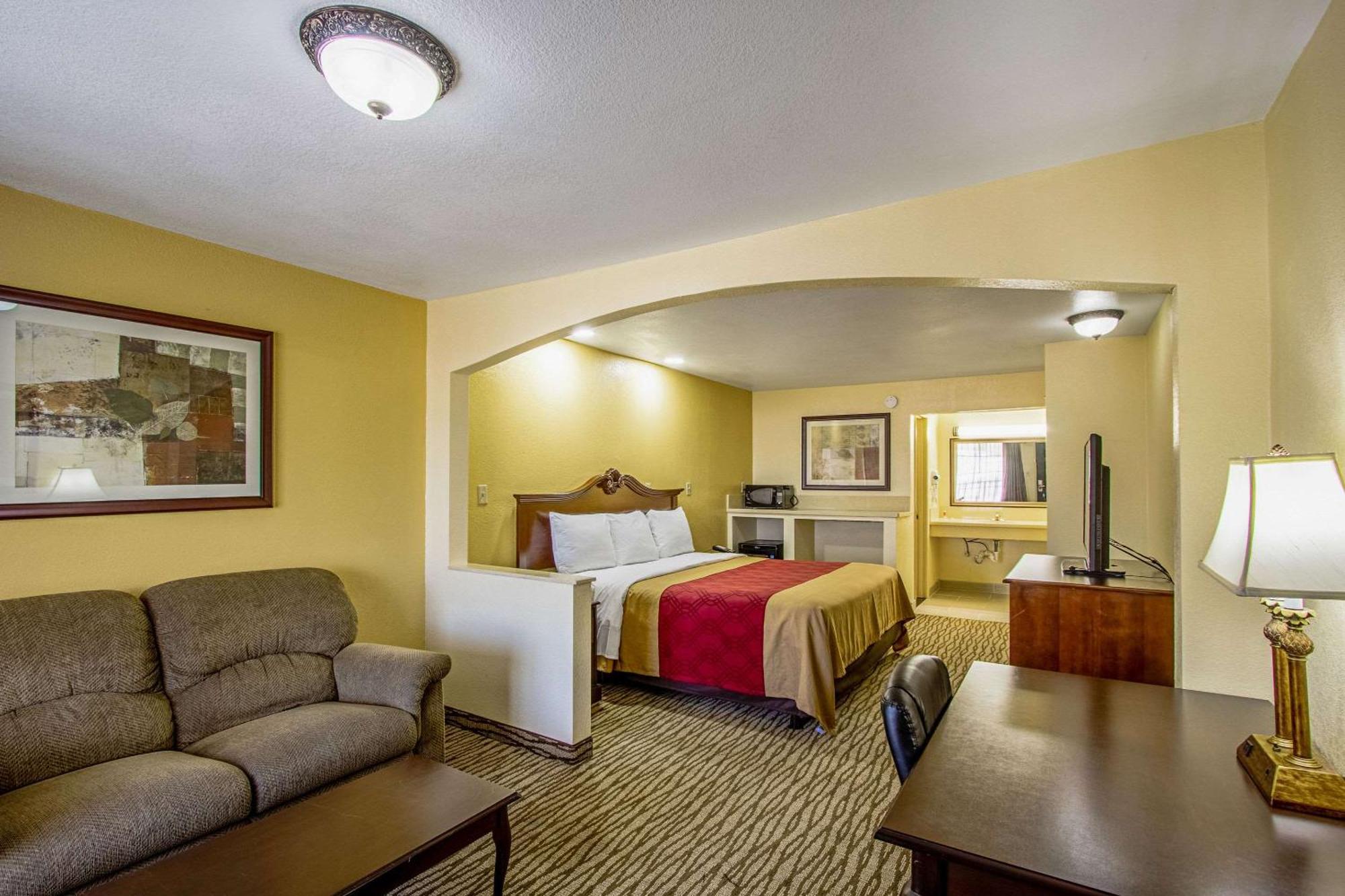 Econo Lodge Inn&Suites Jackson Exterior foto